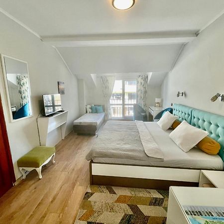 White Rose Guest Rooms ブルガス エクステリア 写真