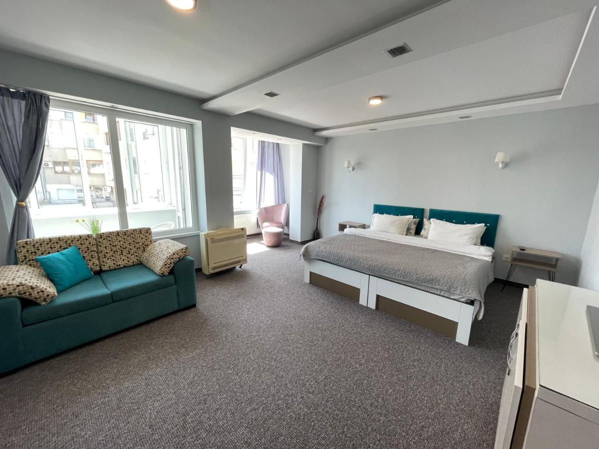 White Rose Guest Rooms ブルガス エクステリア 写真