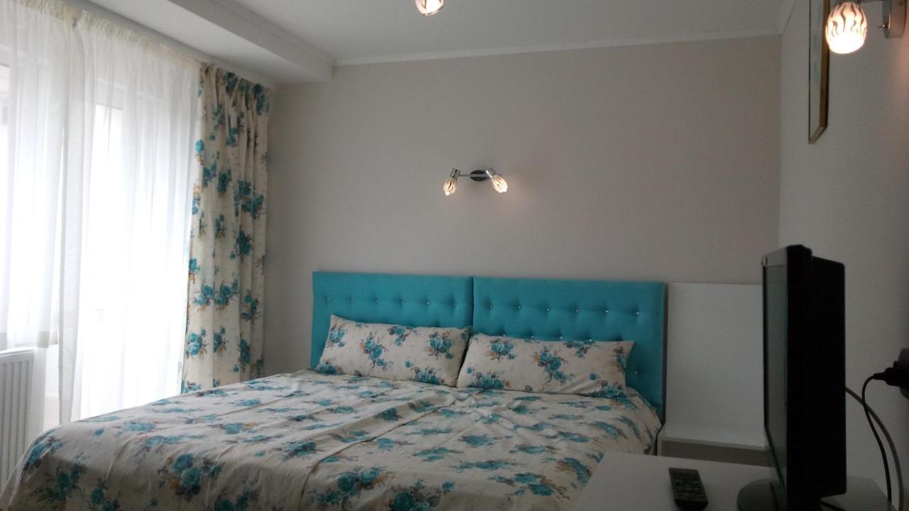 White Rose Guest Rooms ブルガス エクステリア 写真